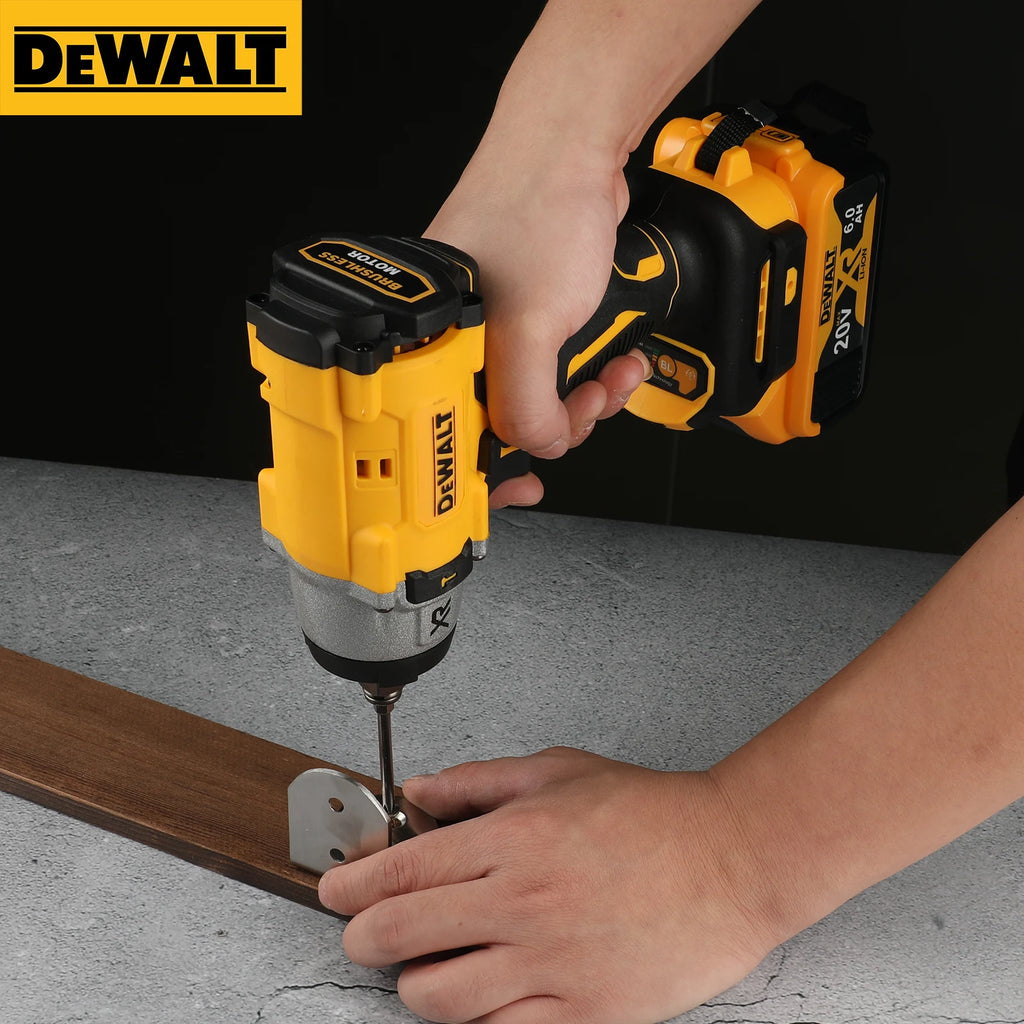 DEWALT DCF922 20V MAX 1/2" Brushless Impact Wrench - 205Nm (150ft-lbs), 2500 RPM, 3-Speed, Compact