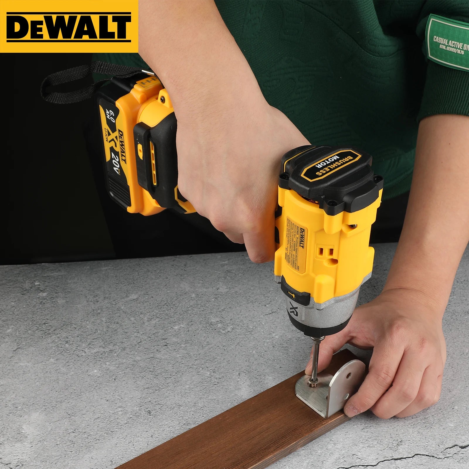 DEWALT DCF922 20V MAX 1/2" Brushless Impact Wrench - 205Nm (150ft-lbs), 2500 RPM, 3-Speed, Compact